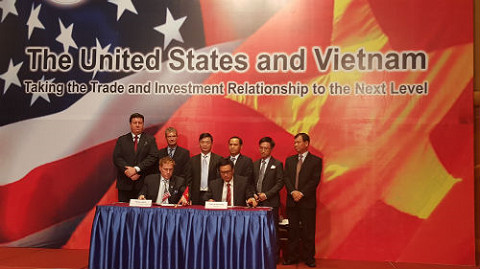 Doanh nghiệp Việt - Mỹ ký hàng loạt thoả thuận nhân chuyến thăm của ông Obama