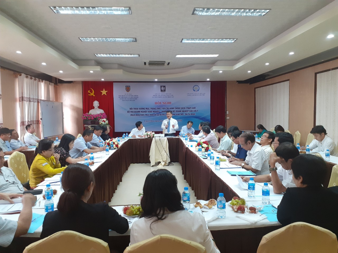 Hiệp hội doanh nghiệp nhỏ và vừa Việt Nam tổ chức Hội nghị đối thoại Luật sư và Doanh nghiệp về thực hiện chính sách, pháp luật hỗ trợ doanh nghiệp khởi nghiệp tại Cần Thơ